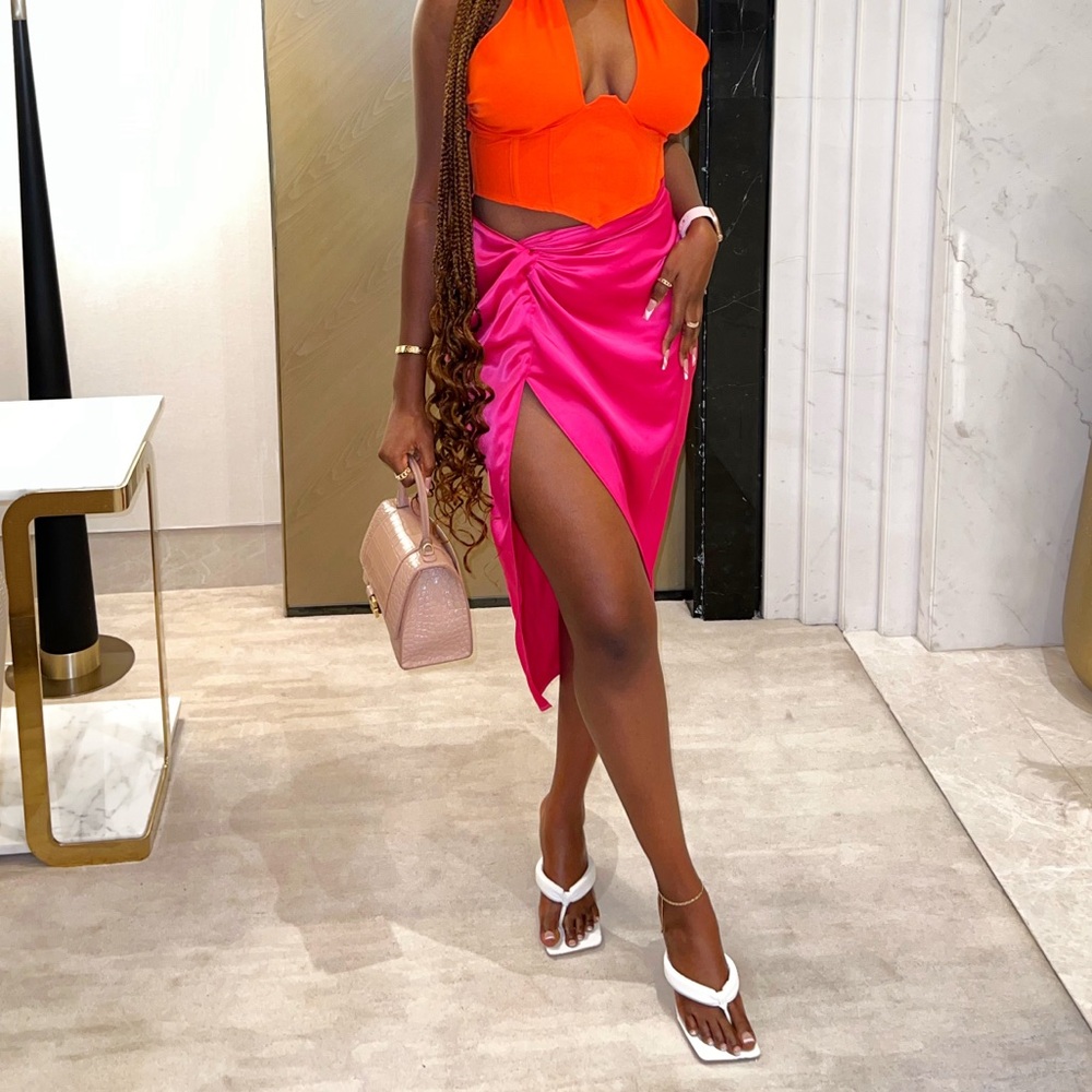 Missguided ruched thigh slit satin skirt in pink